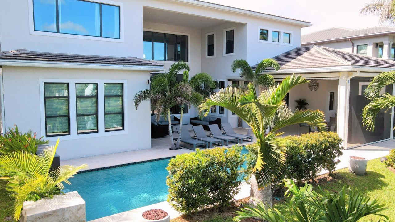 For Rent: $37,000 (6 beds, 6 baths, 7416 Square Feet)