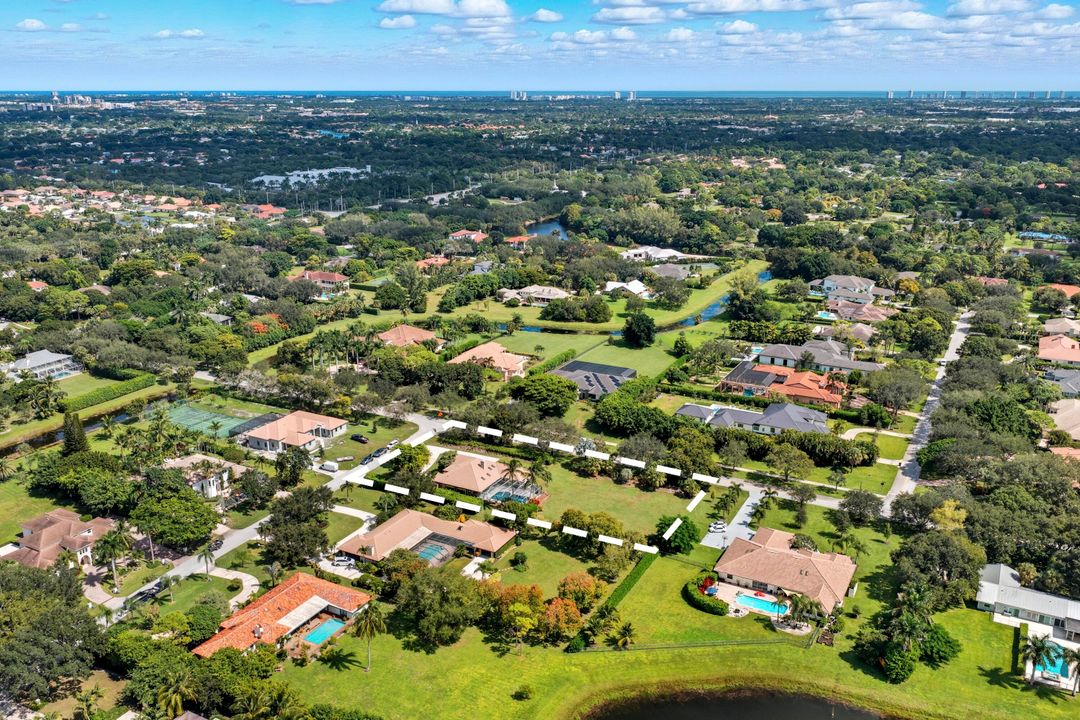 For Sale: $2,100,000 (4 beds, 3 baths, 2847 Square Feet)