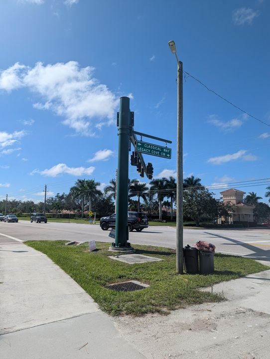 待售: $2,200,000 (6 贝兹, 3 浴室, 3305 平方英尺)