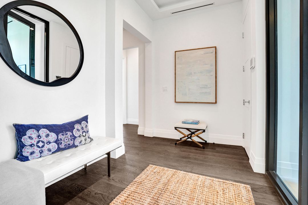 For Sale: $2,549,000 (3 beds, 3 baths, 1978 Square Feet)