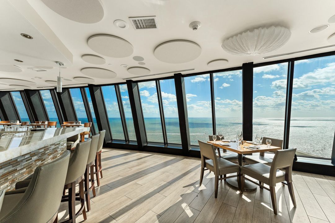 For Sale: $1,075,000 (2 beds, 2 baths, 1381 Square Feet)