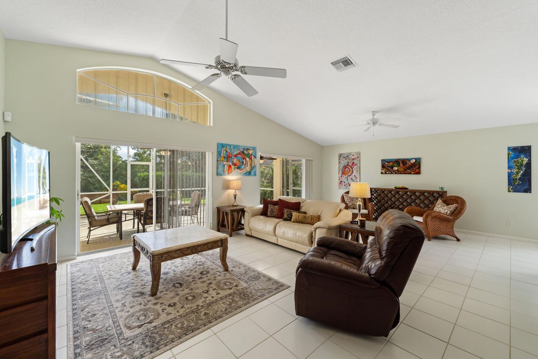 For Sale: $535,000 (3 beds, 2 baths, 2026 Square Feet)