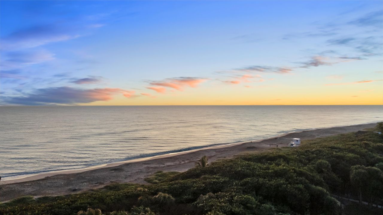 For Sale: $535,000 (3 beds, 2 baths, 2026 Square Feet)