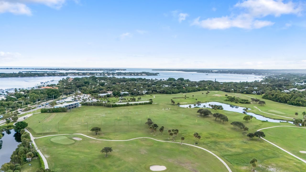 For Sale: $535,000 (3 beds, 2 baths, 2026 Square Feet)