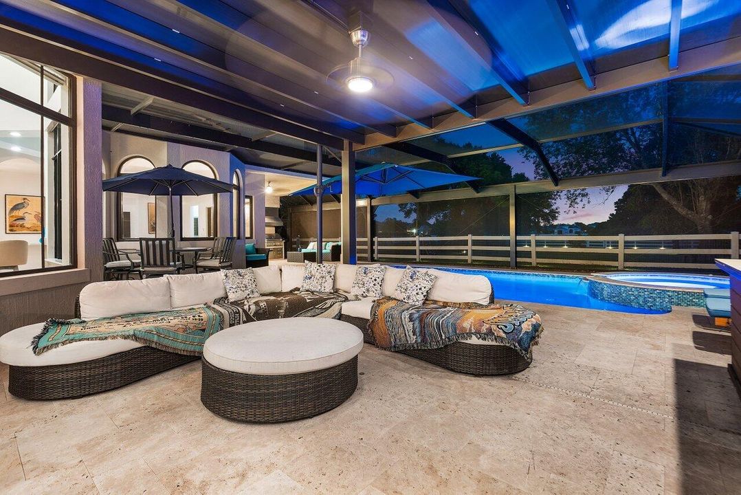 En Venta: $2,399,000 (6 camas, 7 baños, 5505 Pies cuadrados)