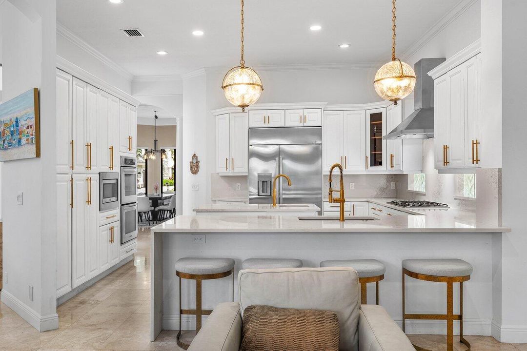 En Venta: $2,399,000 (6 camas, 7 baños, 5505 Pies cuadrados)