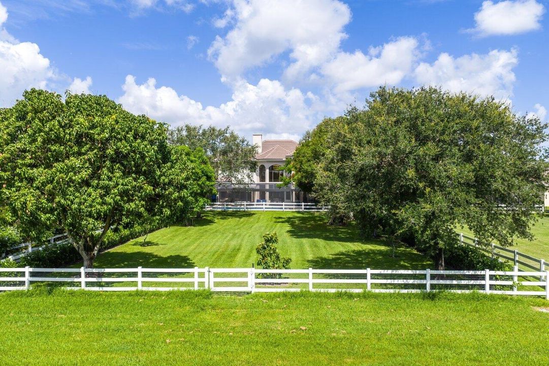 En Venta: $2,399,000 (6 camas, 7 baños, 5505 Pies cuadrados)