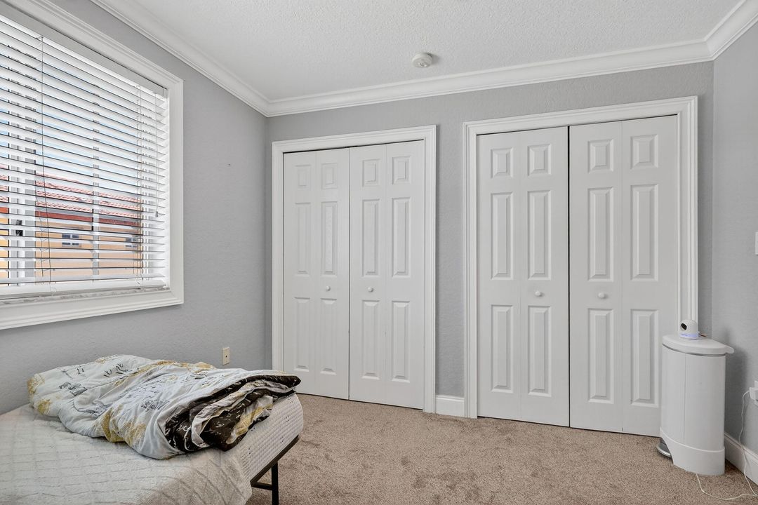 For Sale: $430,000 (3 beds, 2 baths, 1188 Square Feet)