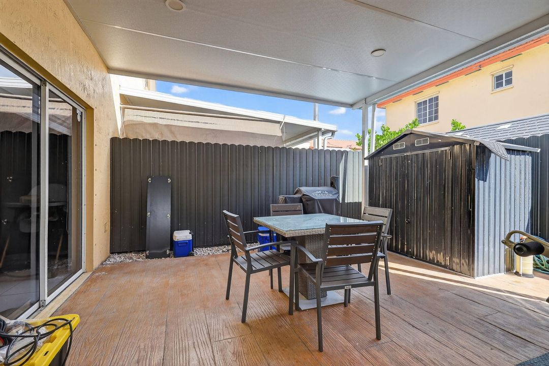 For Sale: $430,000 (3 beds, 2 baths, 1188 Square Feet)