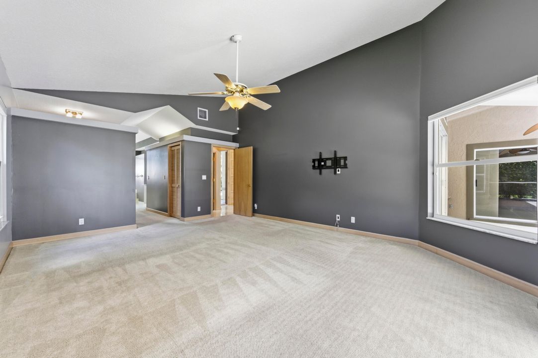 For Sale: $2,100,000 (4 beds, 3 baths, 2847 Square Feet)