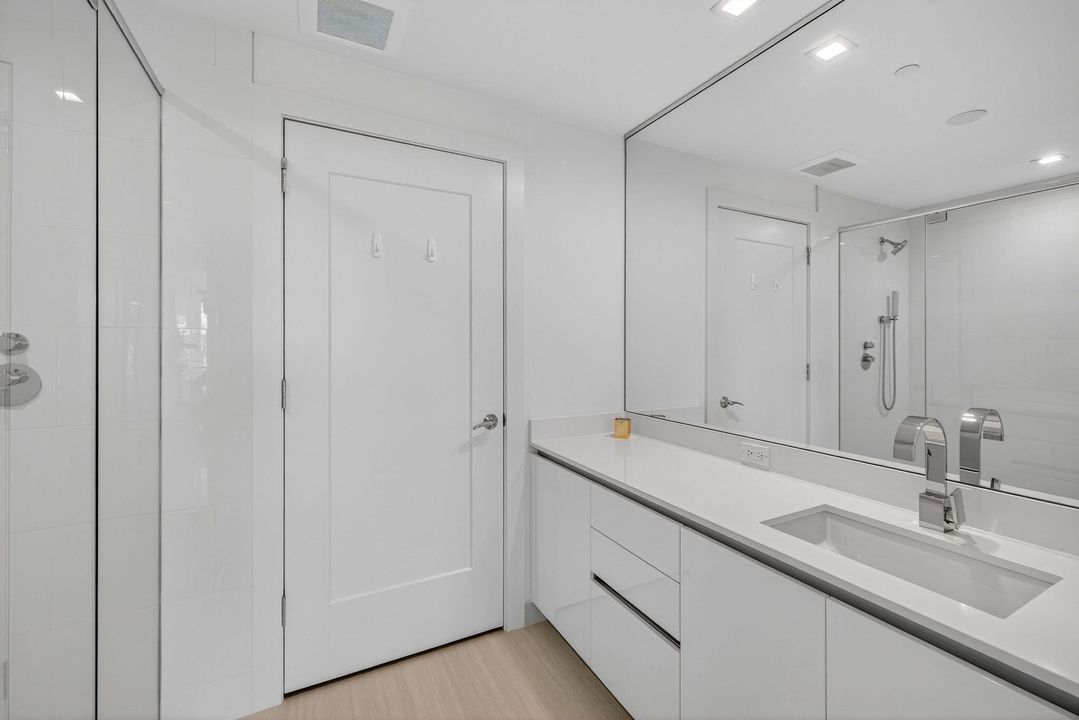 На продажу: $6,499,000 (3 спален, 4 ванн, 3898 Квадратных фут)