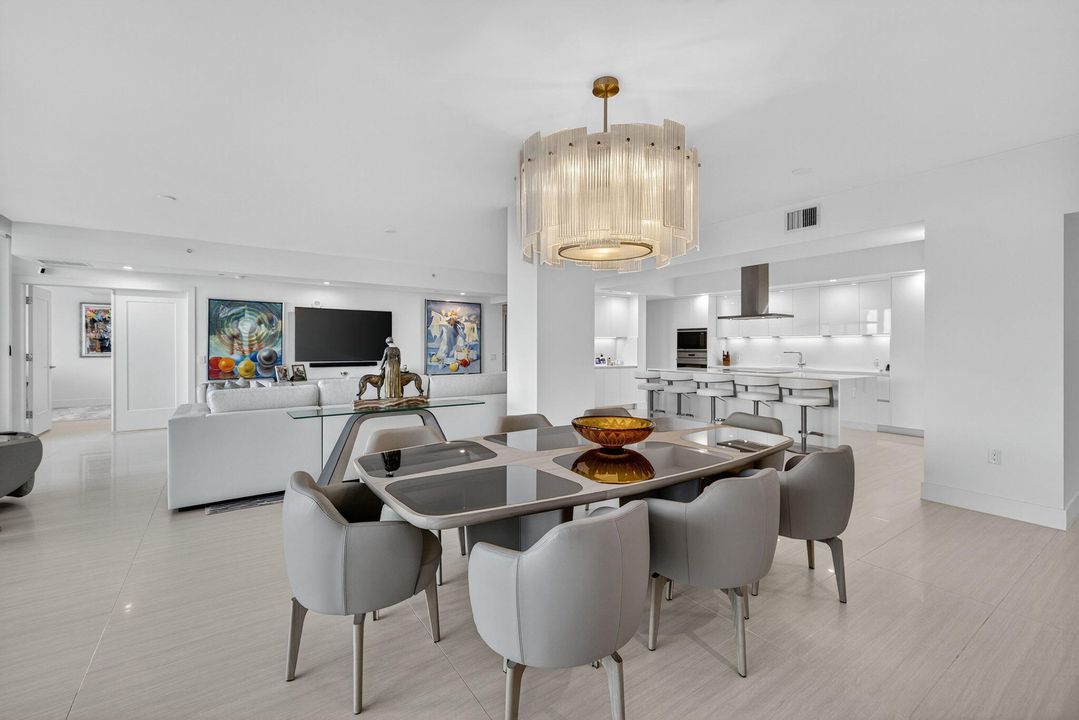 На продажу: $6,499,000 (3 спален, 4 ванн, 3898 Квадратных фут)