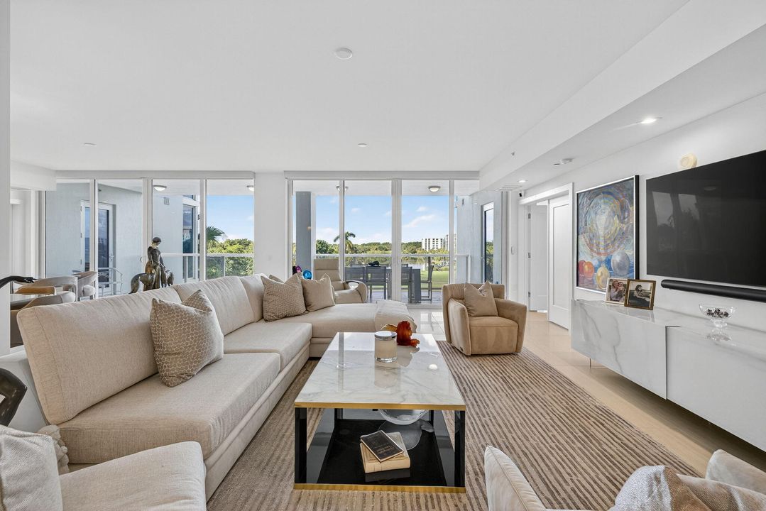 На продажу: $6,499,000 (3 спален, 4 ванн, 3898 Квадратных фут)