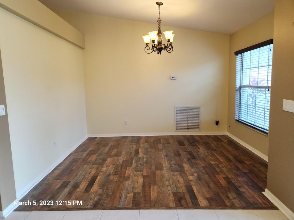 For Rent: $2,750 (4 beds, 2 baths, 2078 Square Feet)