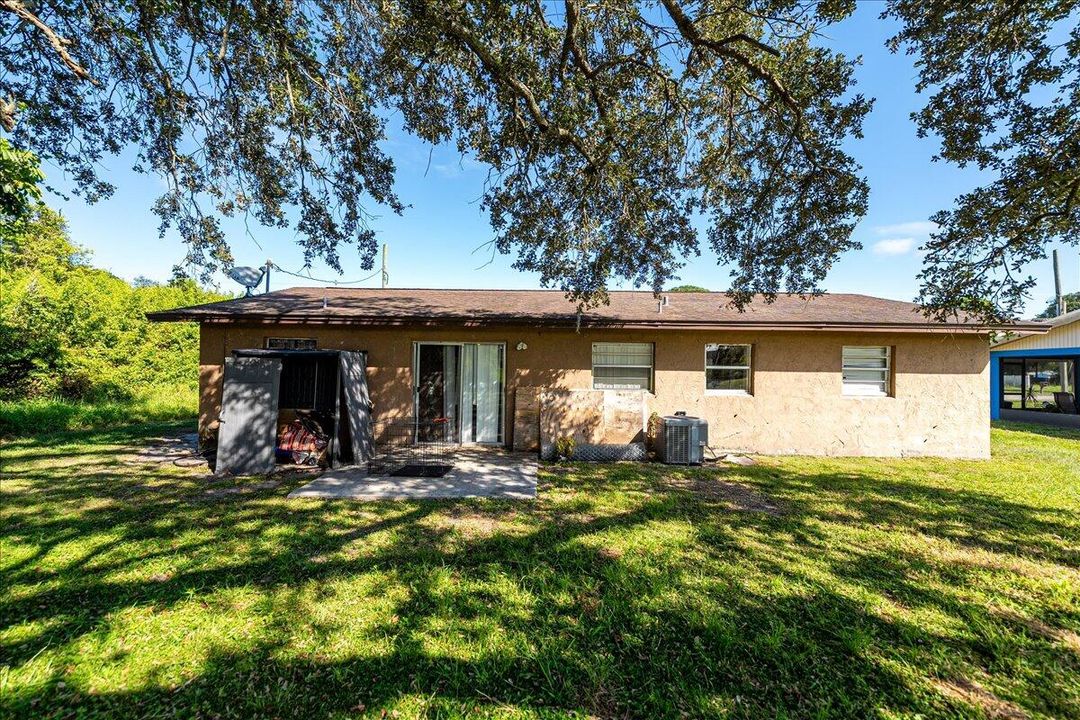 待售: $210,000 (3 贝兹, 1 浴室, 1053 平方英尺)