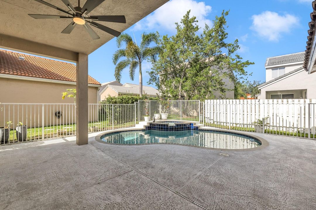 Activo con contrato: $4,000 (3 camas, 2 baños, 1505 Pies cuadrados)