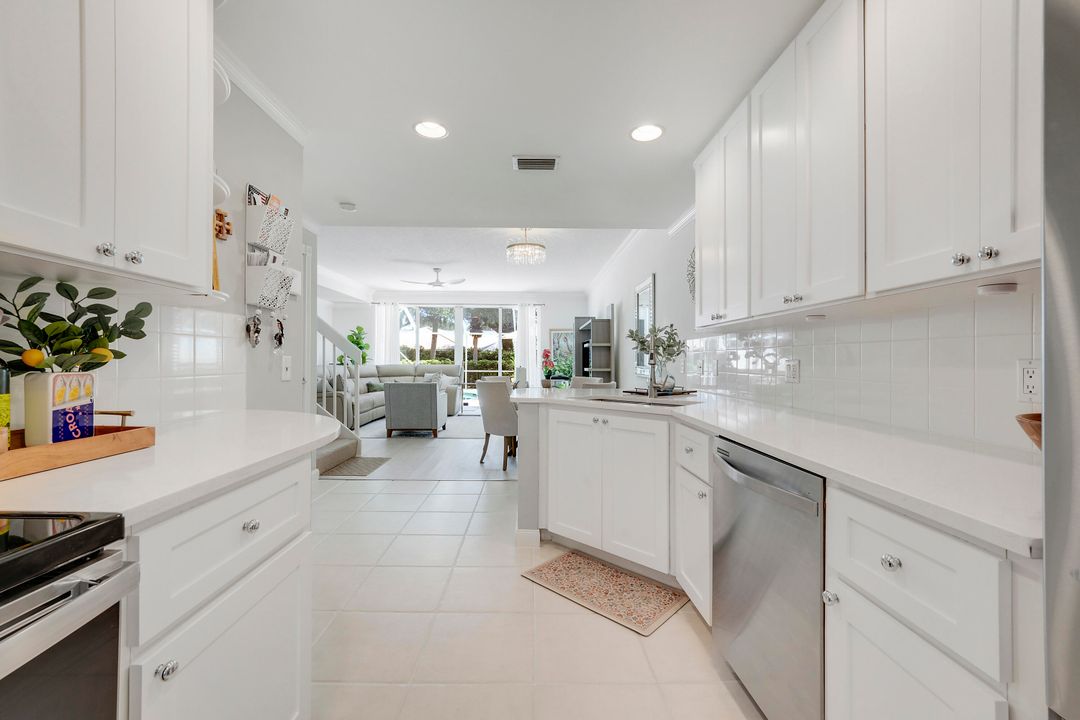 Active With Contract: $540,000 (3 beds, 2 baths, 1570 Square Feet)