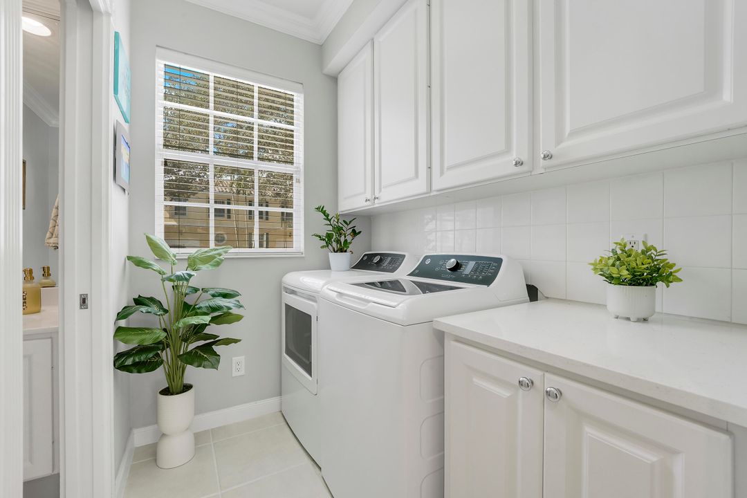 Active With Contract: $540,000 (3 beds, 2 baths, 1570 Square Feet)