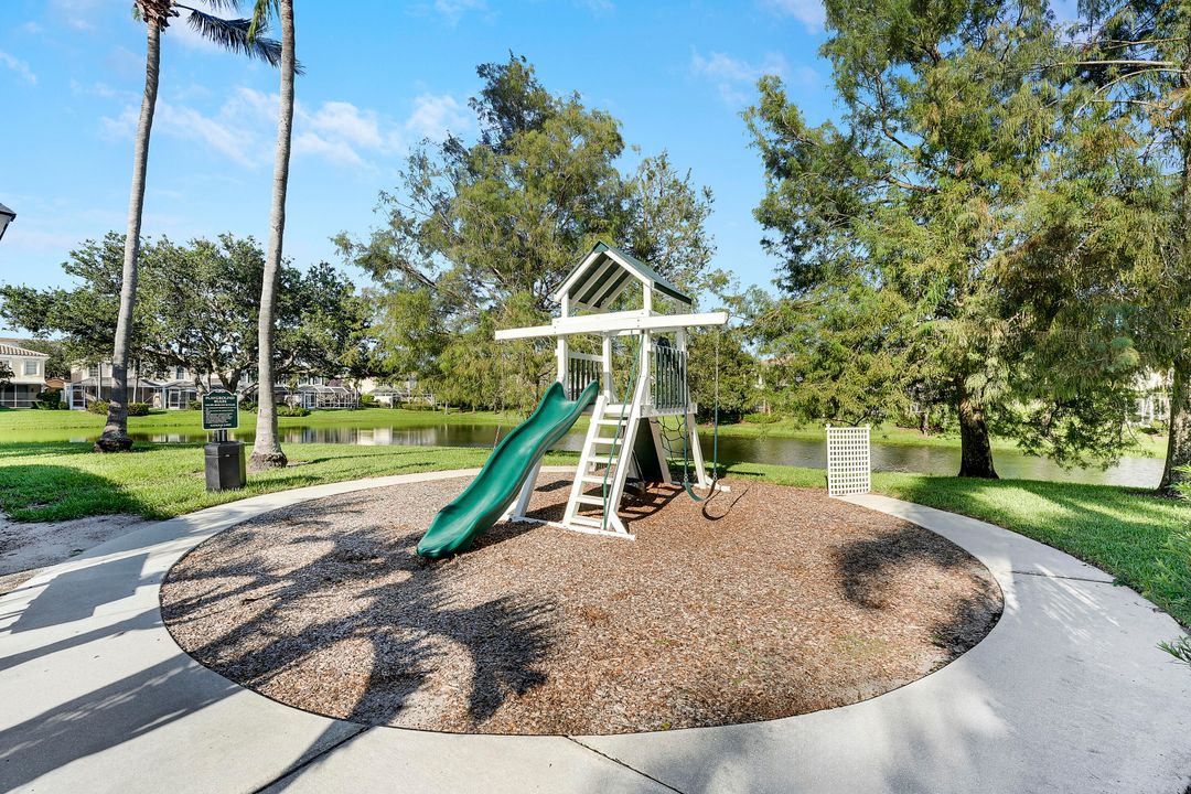 Active With Contract: $540,000 (3 beds, 2 baths, 1570 Square Feet)