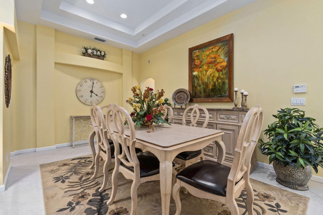 На продажу: $554,000 (3 спален, 2 ванн, 1907 Квадратных фут)