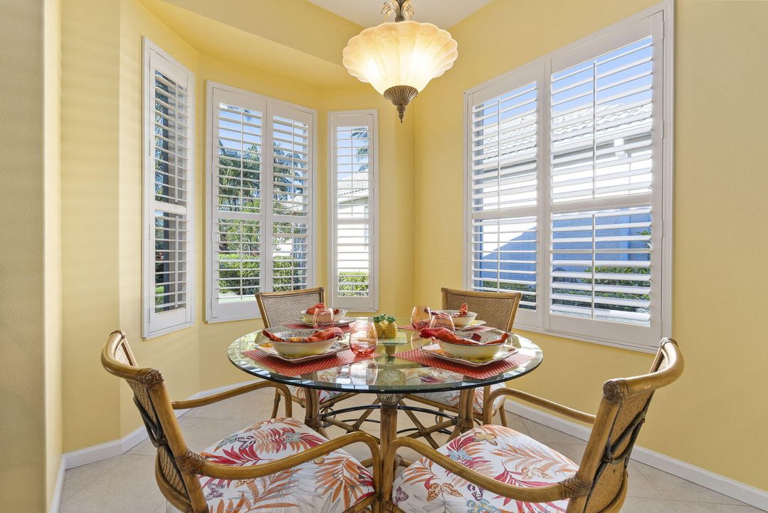 На продажу: $554,000 (3 спален, 2 ванн, 1907 Квадратных фут)