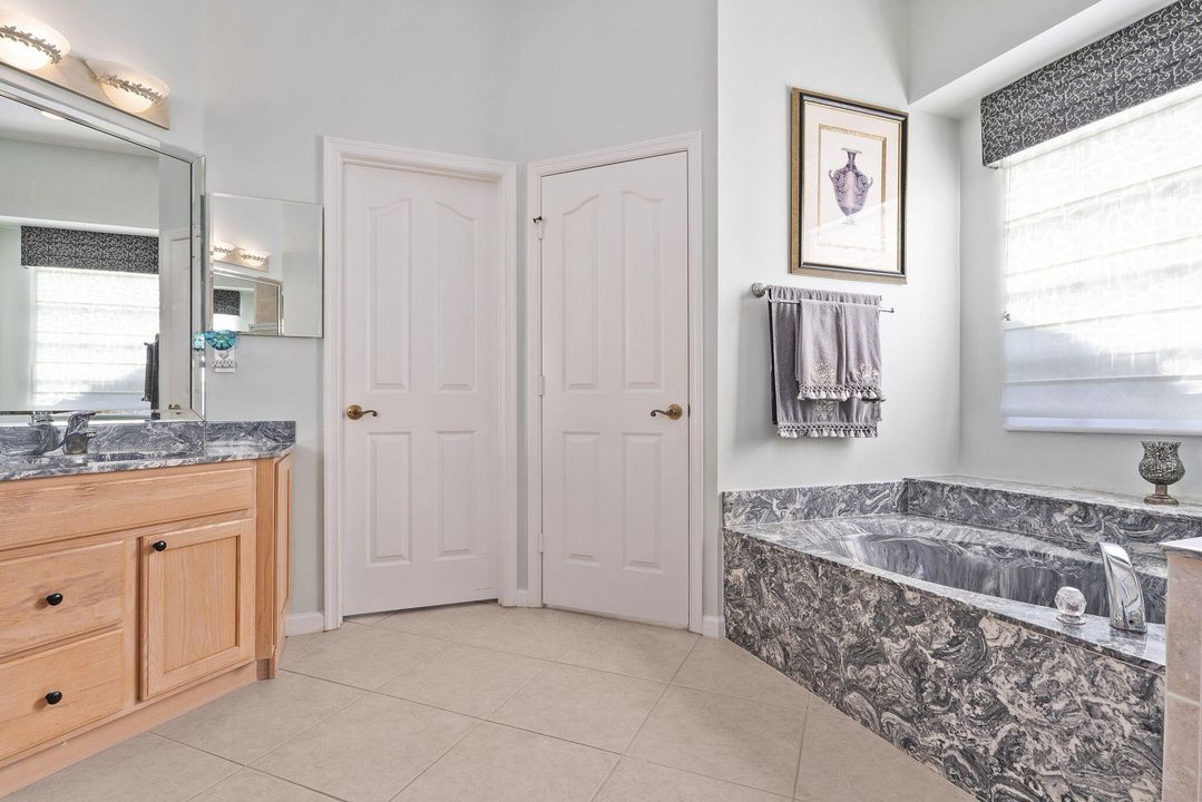 На продажу: $554,000 (3 спален, 2 ванн, 1907 Квадратных фут)