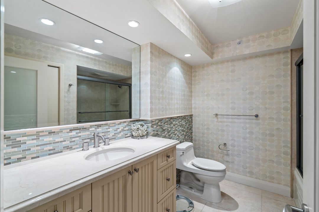 For Sale: $2,295,000 (3 beds, 2 baths, 2100 Square Feet)