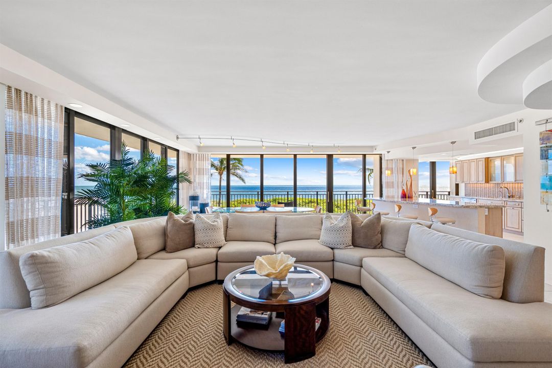 For Sale: $2,295,000 (3 beds, 2 baths, 2100 Square Feet)