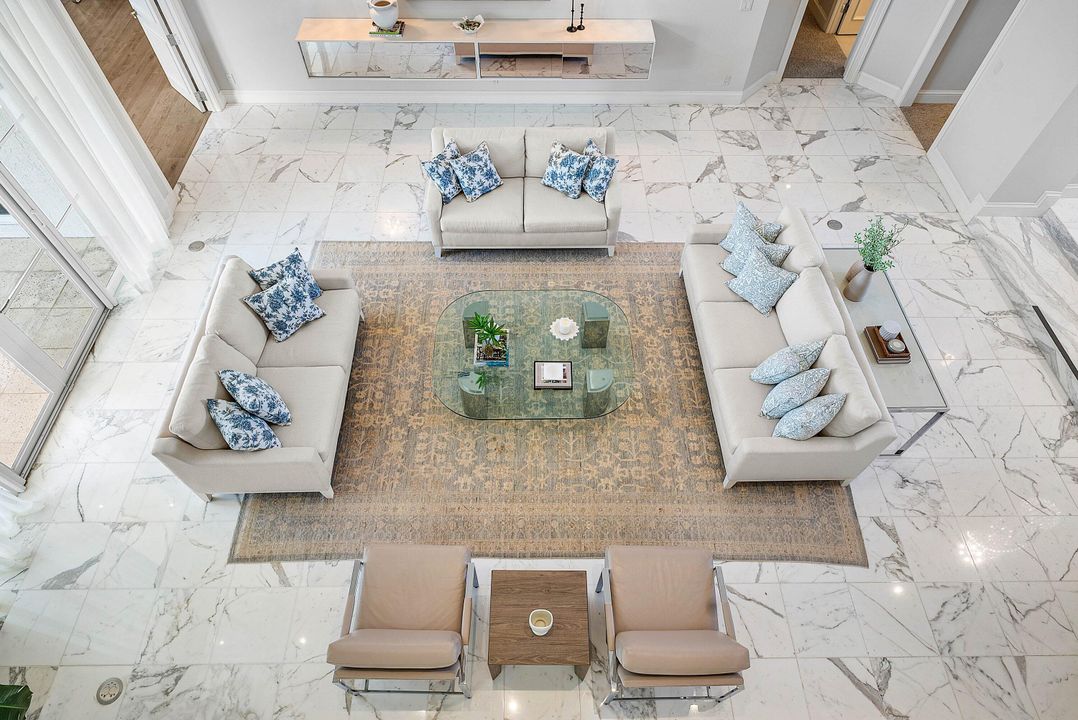 For Rent: $28,500 (3 beds, 4 baths, 4601 Square Feet)