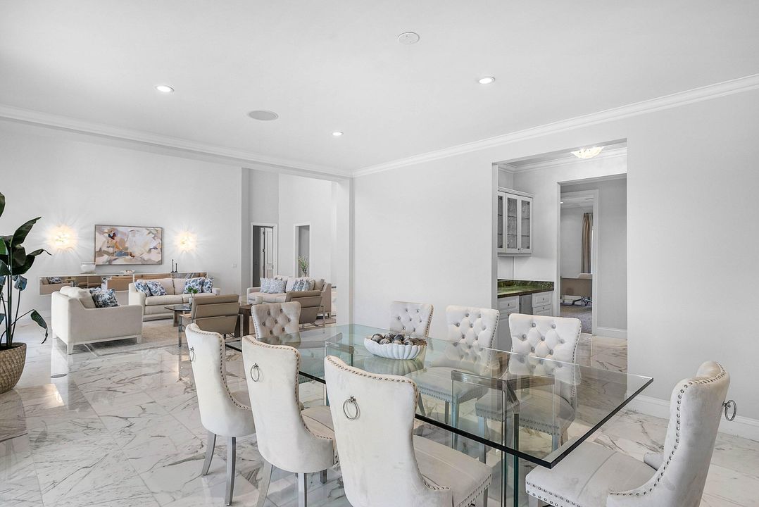 For Rent: $28,500 (3 beds, 4 baths, 4601 Square Feet)