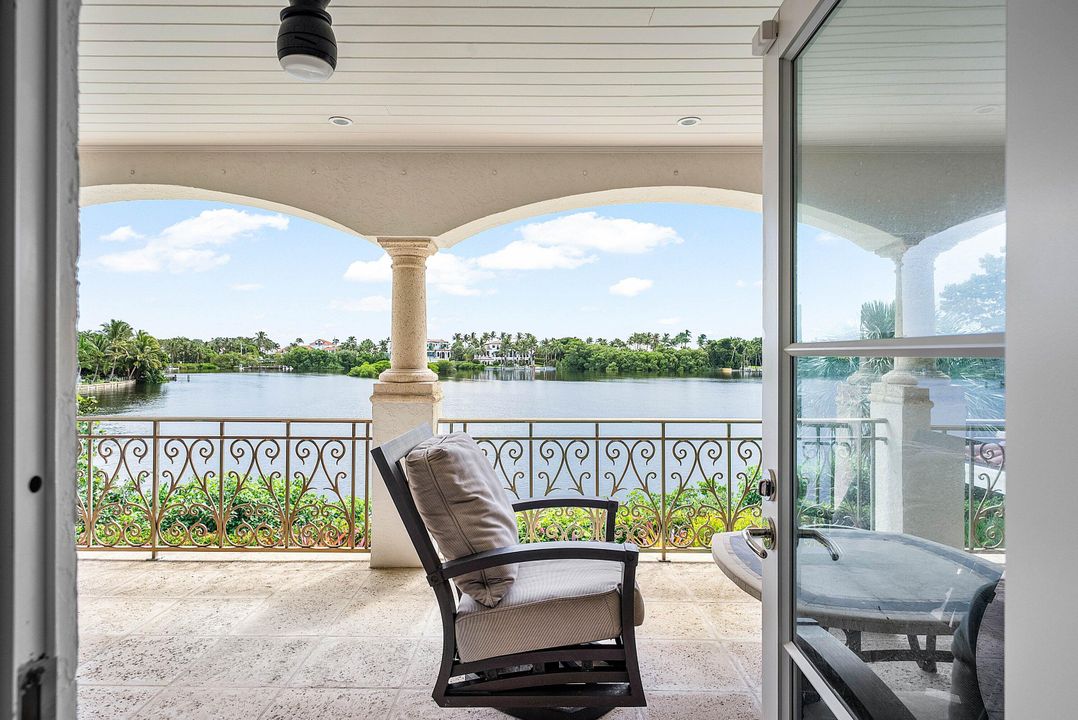 For Rent: $28,500 (3 beds, 4 baths, 4601 Square Feet)