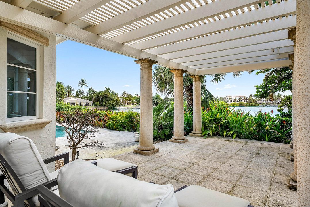 For Rent: $28,500 (3 beds, 4 baths, 4601 Square Feet)