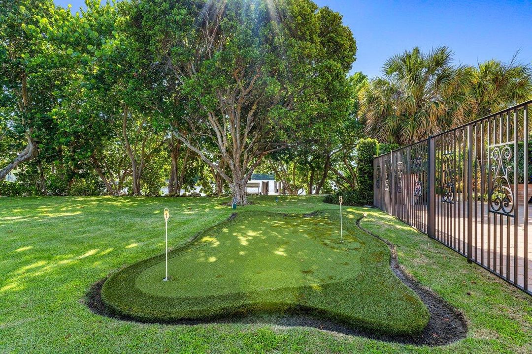 For Rent: $28,500 (3 beds, 4 baths, 4601 Square Feet)