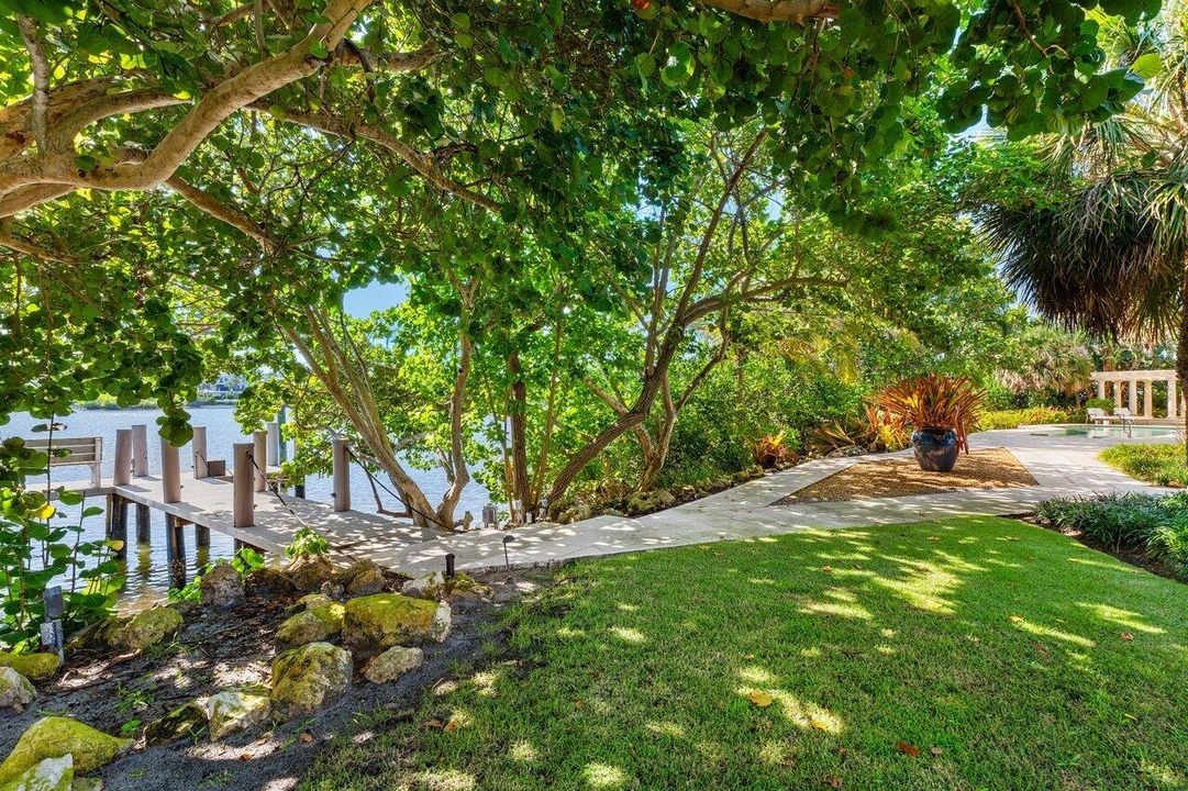 For Rent: $28,500 (3 beds, 4 baths, 4601 Square Feet)