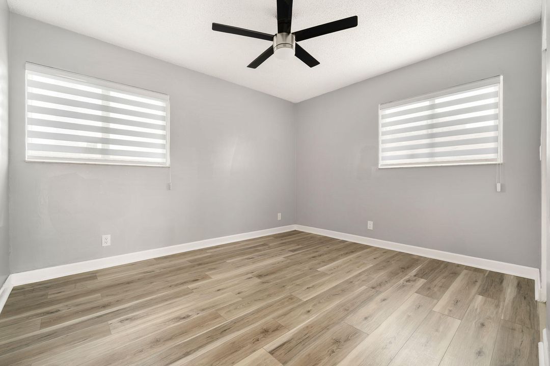 出租: $6,500 (5 贝兹, 3 浴室, 2370 平方英尺)