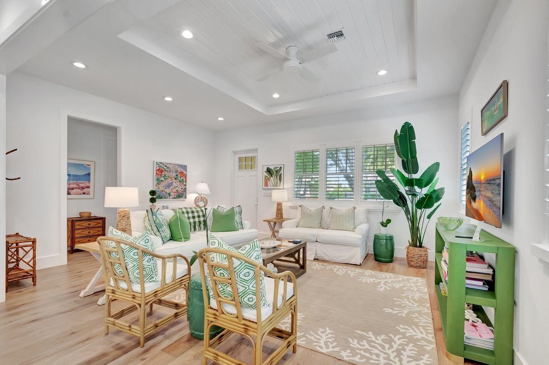 For Sale: $1,950,000 (4 beds, 3 baths, 2112 Square Feet)