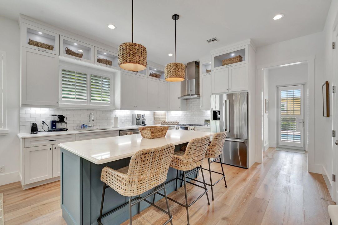 For Sale: $1,950,000 (4 beds, 3 baths, 2112 Square Feet)