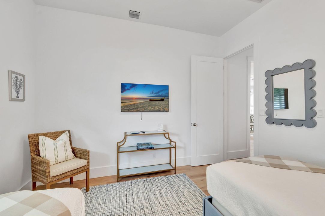 For Sale: $1,950,000 (4 beds, 3 baths, 2112 Square Feet)