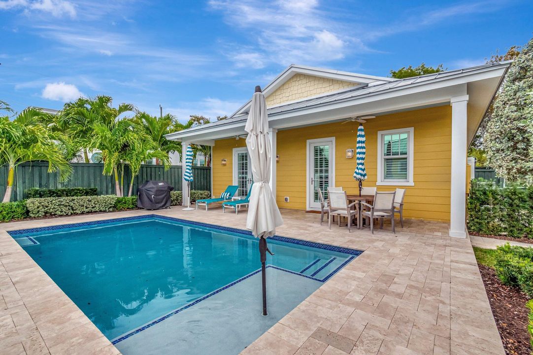 For Sale: $1,950,000 (4 beds, 3 baths, 2112 Square Feet)