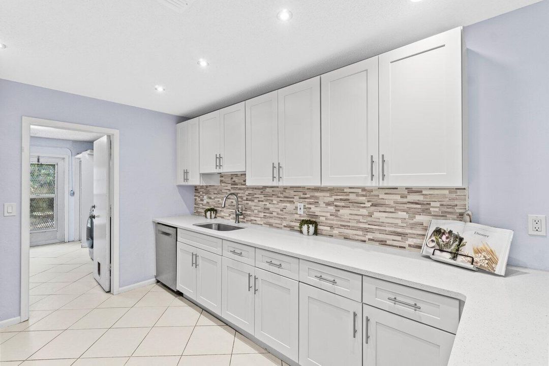 For Sale: $535,000 (3 beds, 2 baths, 1754 Square Feet)