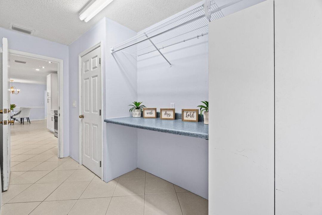 For Sale: $535,000 (3 beds, 2 baths, 1754 Square Feet)