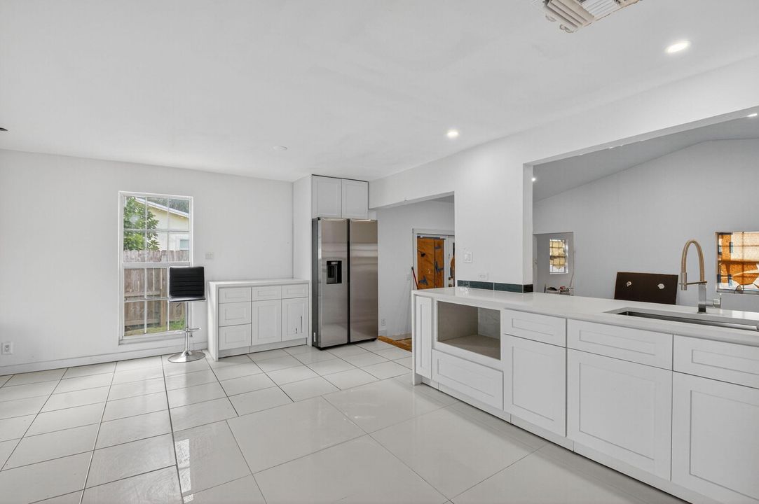 For Sale: $485,000 (3 beds, 1 baths, 1641 Square Feet)