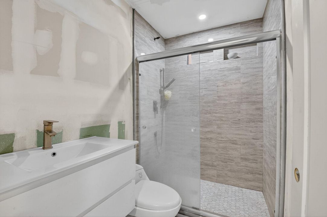 For Sale: $485,000 (3 beds, 1 baths, 1641 Square Feet)