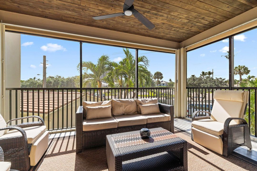 For Sale: $1,299,000 (4 beds, 3 baths, 2200 Square Feet)