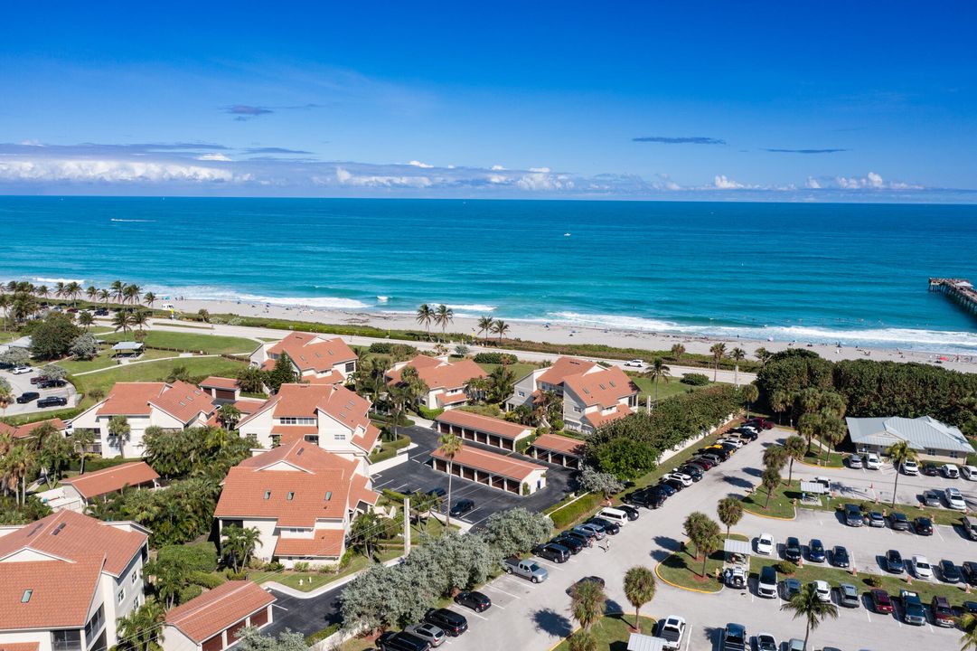 For Sale: $1,299,000 (4 beds, 3 baths, 2200 Square Feet)