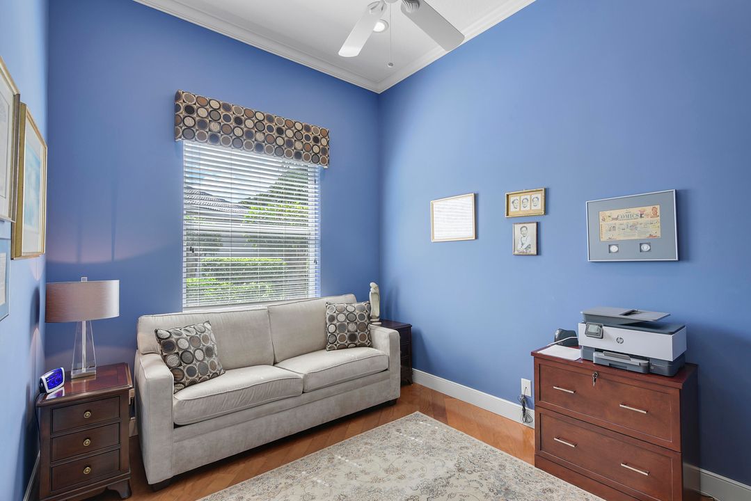 Activo con contrato: $649,000 (3 camas, 2 baños, 1894 Pies cuadrados)