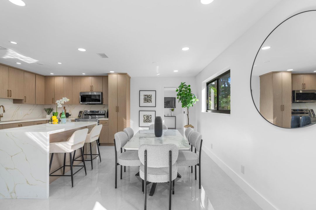 合同活跃: $775,000 (3 贝兹, 2 浴室, 1468 平方英尺)