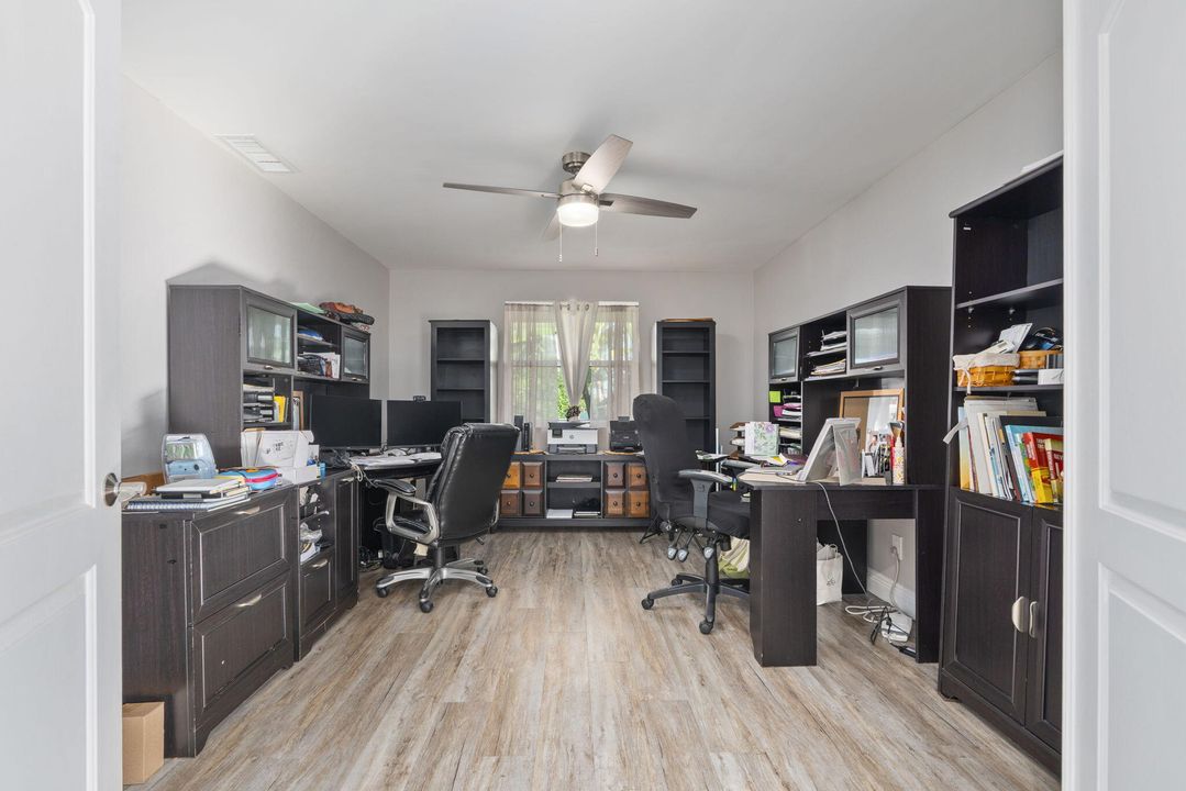 待售: $950,000 (4 贝兹, 3 浴室, 2999 平方英尺)