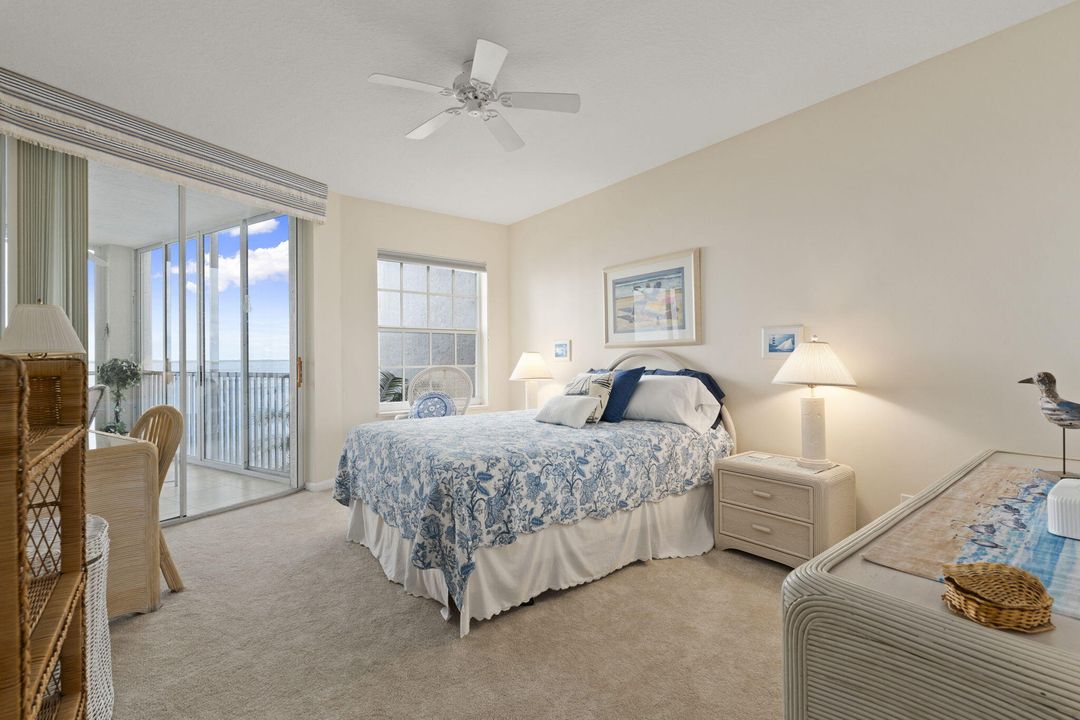 For Sale: $629,900 (2 beds, 2 baths, 1204 Square Feet)