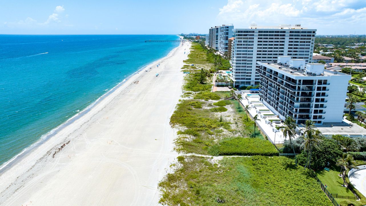 For Sale: $2,295,000 (3 beds, 2 baths, 2100 Square Feet)